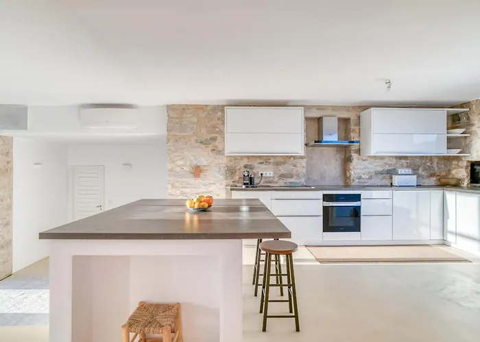 And Stone וילה *