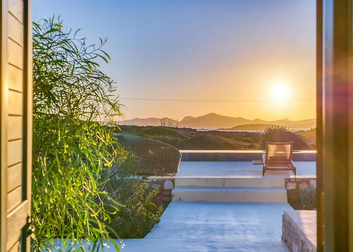 And Stone * Aliki (Paros)