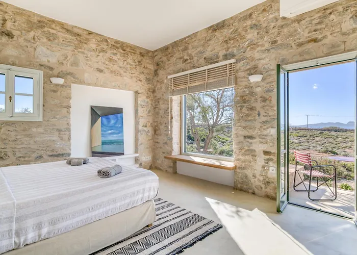 And Stone * Aliki (Paros)