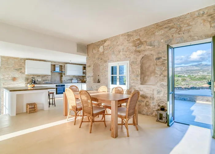 And Stone * Aliki (Paros)