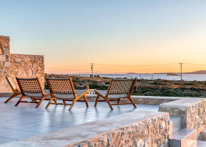 And Stone * Aliki (Paros)